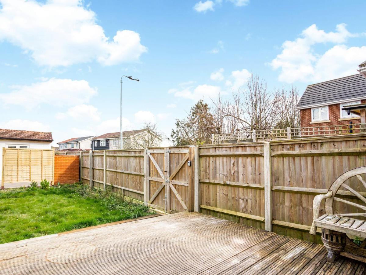 Villa Outstanding 6 Sleeper - Great Location - Legoland à Windsor Extérieur photo