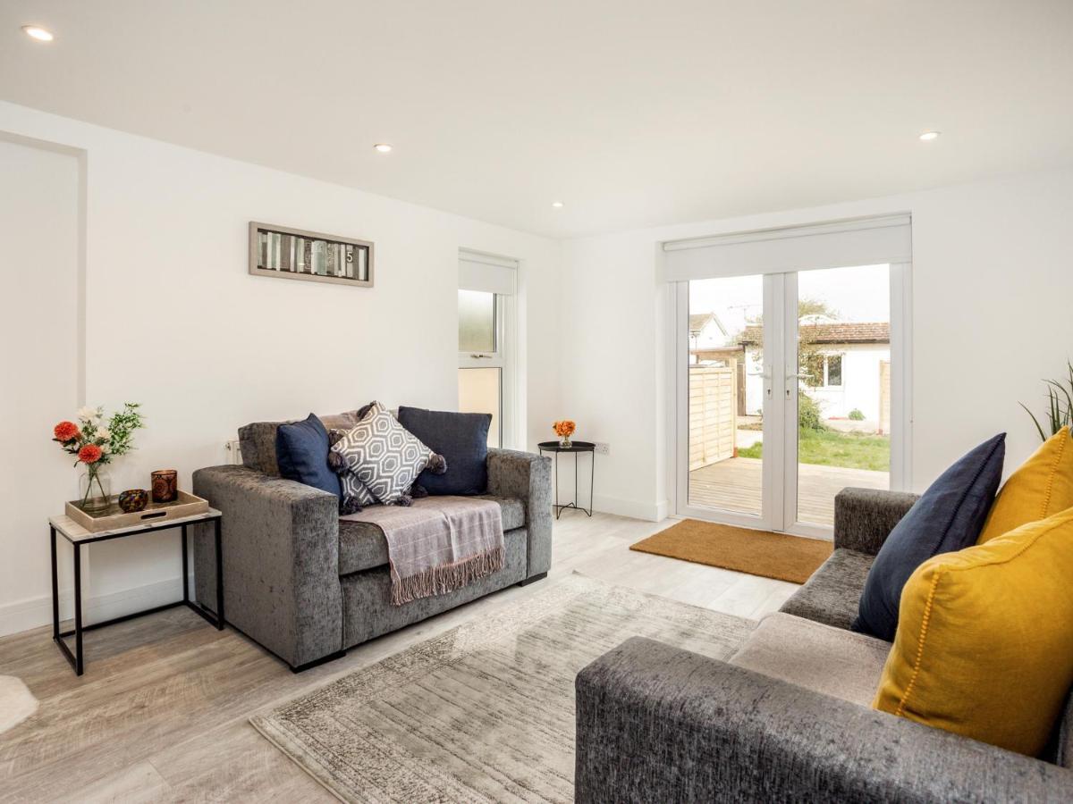 Villa Outstanding 6 Sleeper - Great Location - Legoland à Windsor Extérieur photo